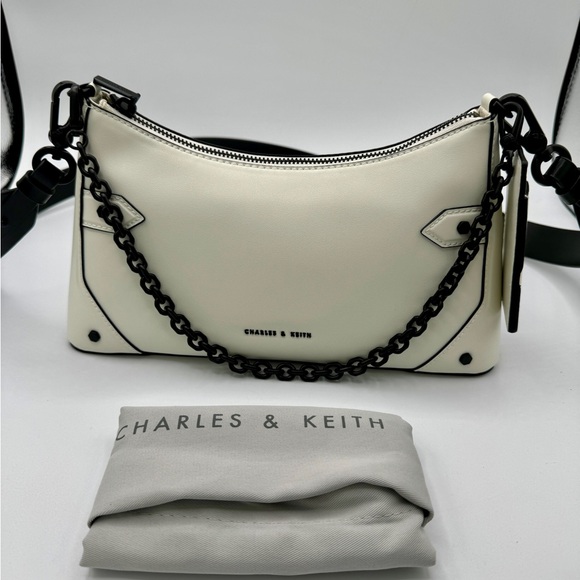 Charles & Keith Cream Crossbody Chain Handle Bag W/Changeable Straps Imported - Picture 8 of 13